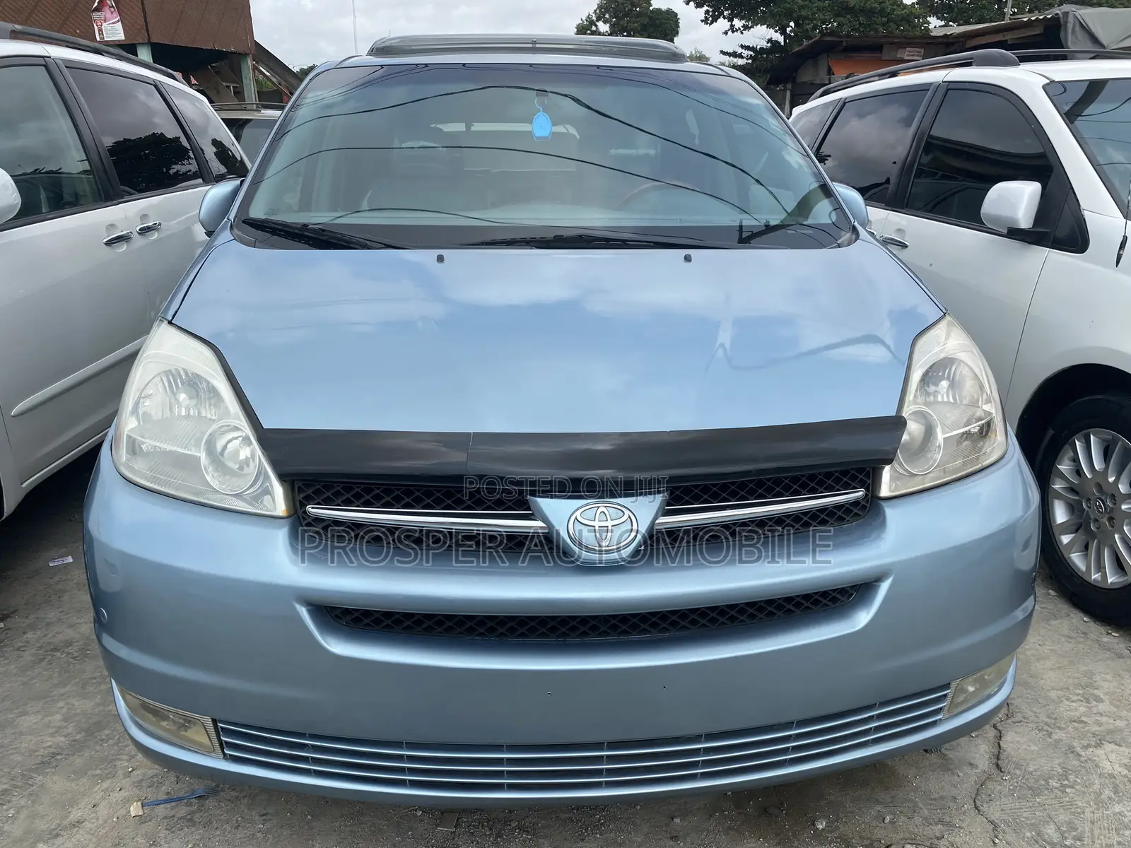 Toyota Sienna 2004 Blue