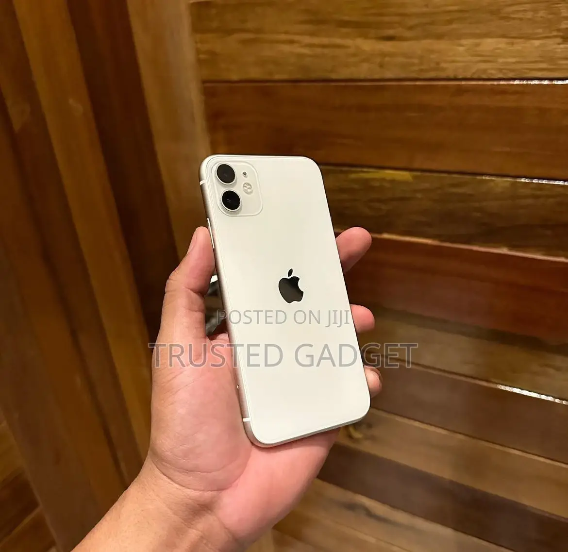 Apple iPhone 11 64 GB White