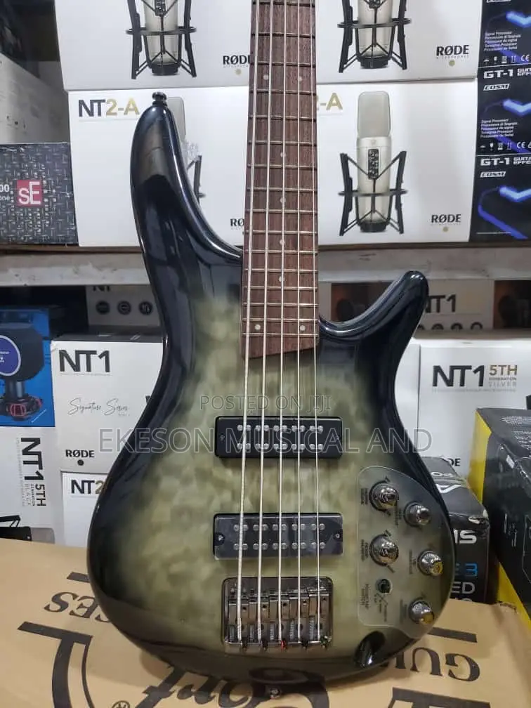 Ibanez Active Bass Guitar Sr305