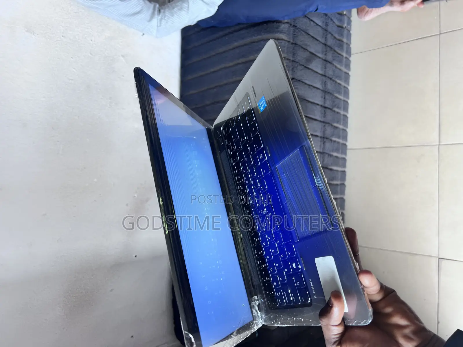 New Laptop HP 8GB Intel Core i7 SSD 256GB