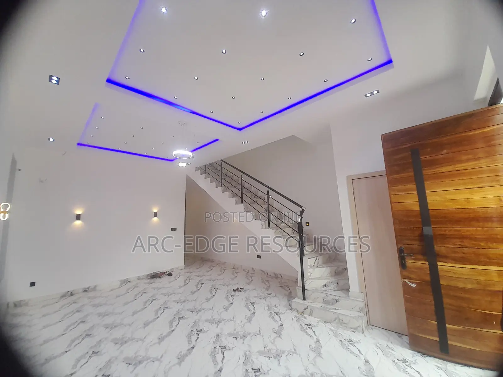 4bdrm Duplex in Apple Junction for sale