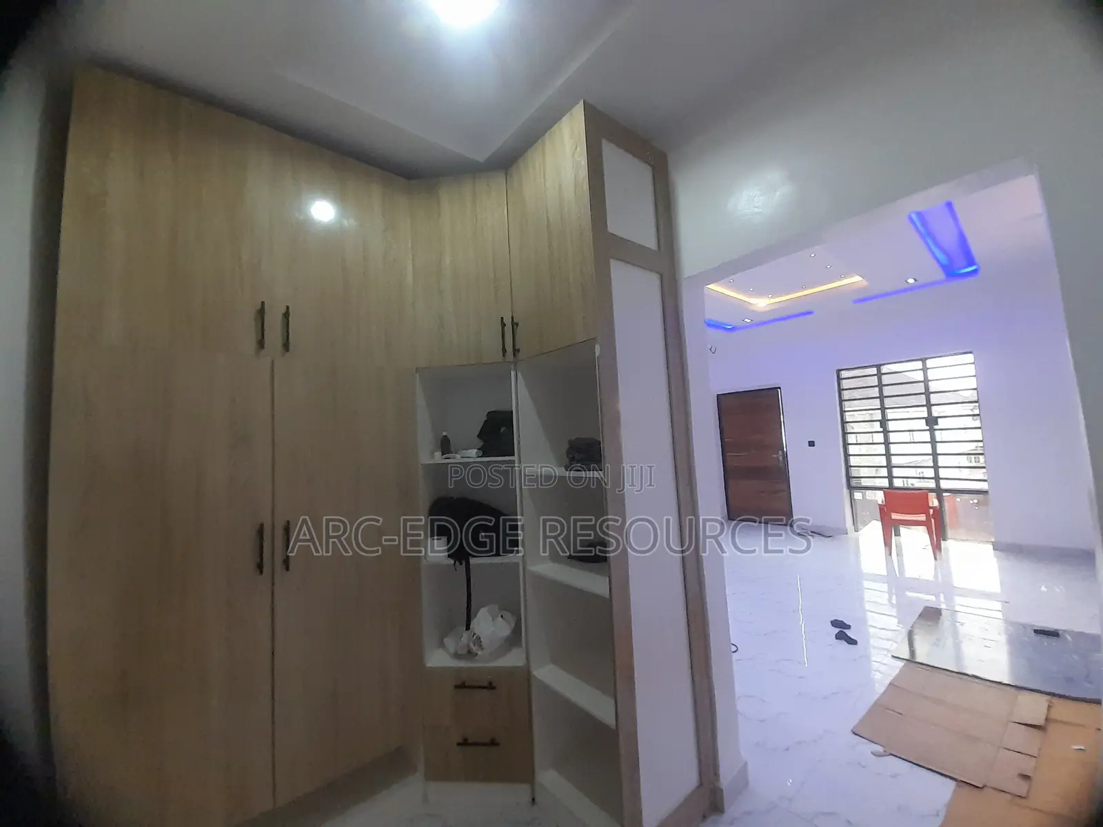 4bdrm Duplex in Apple Junction for sale