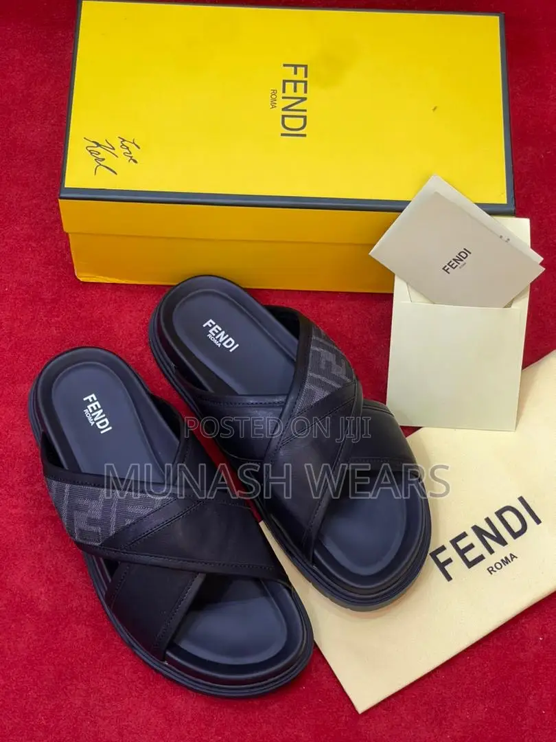 Original Fendi Roma Leather Slipers