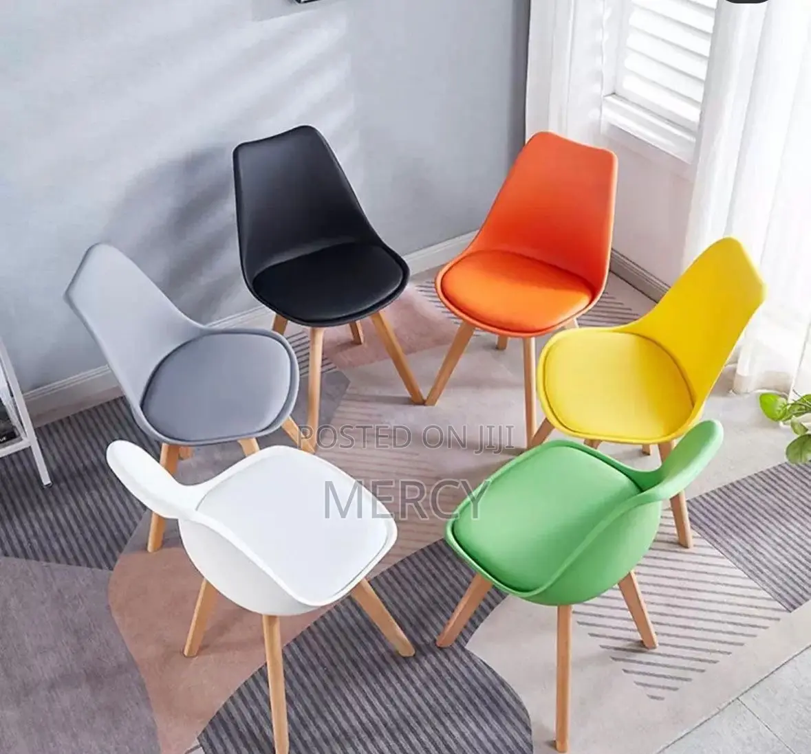 Restaurant Plastic Chairs With Wooden Leg
