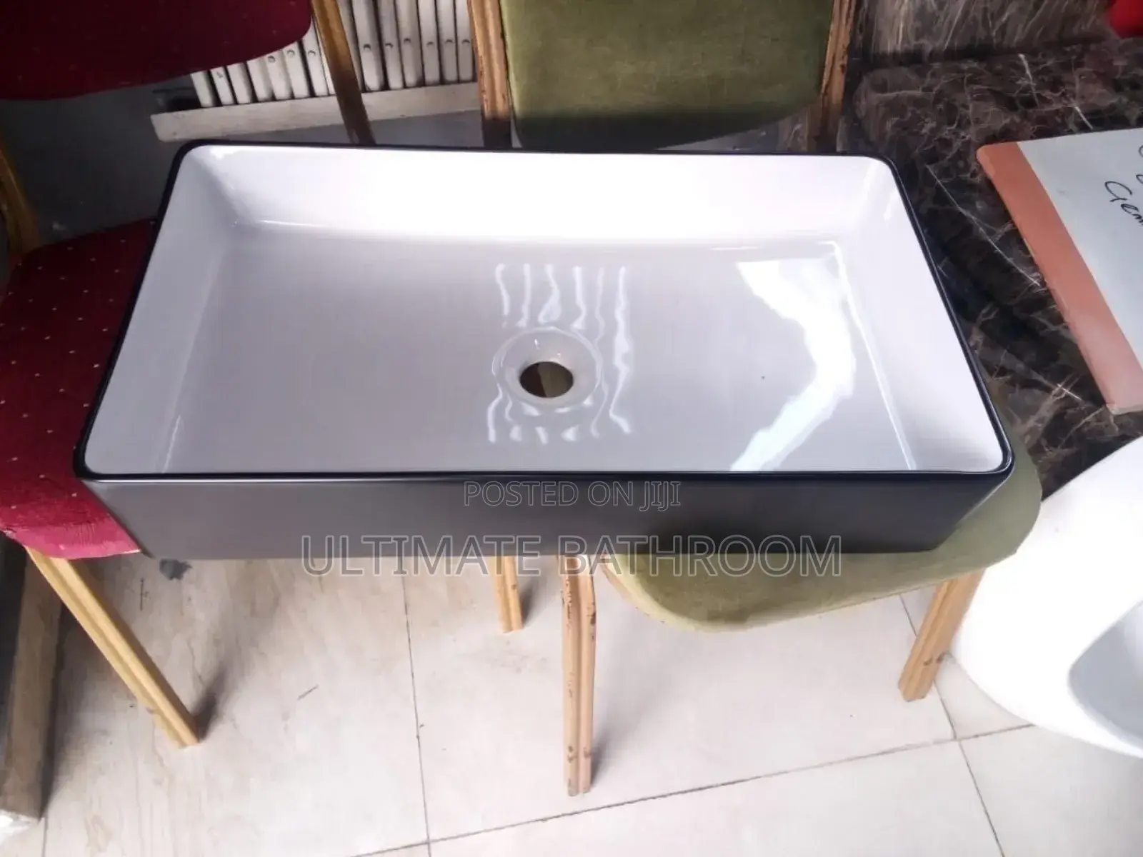 60cm Black and White Counter Top Basin