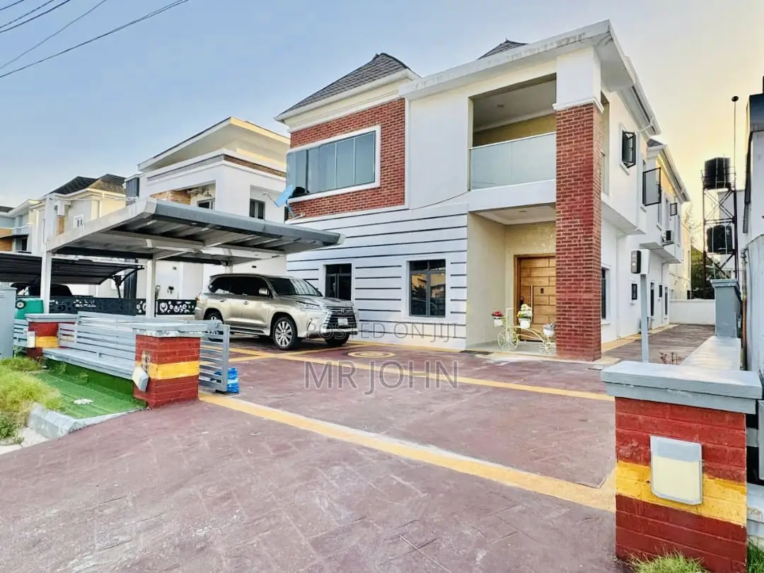 Furnished 5bdrm House in Lekki for sale