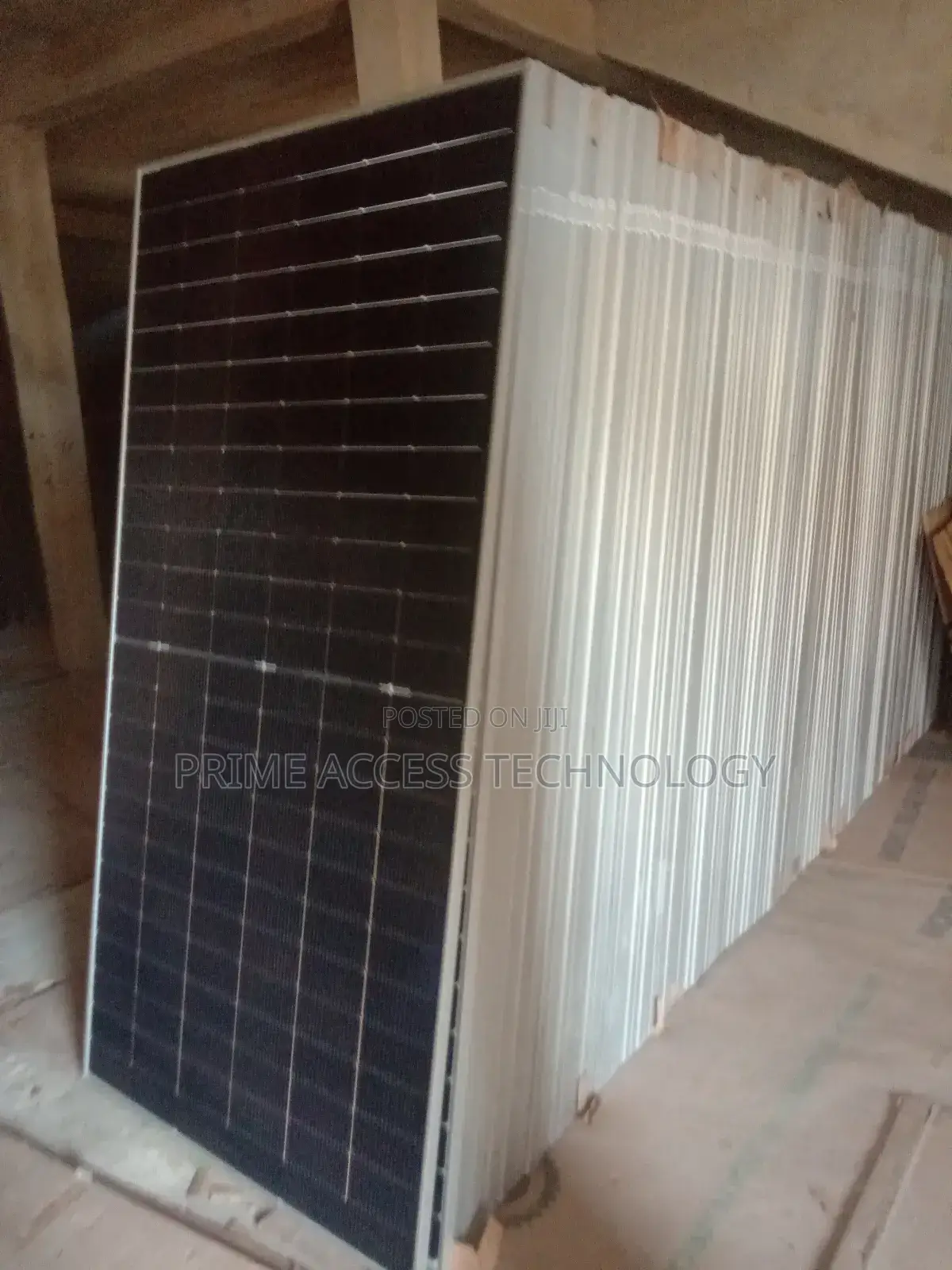 High Efficiency 550watts TW Solar Panel --