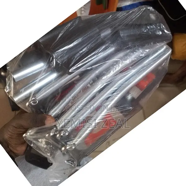 4 Spring Chest Expander