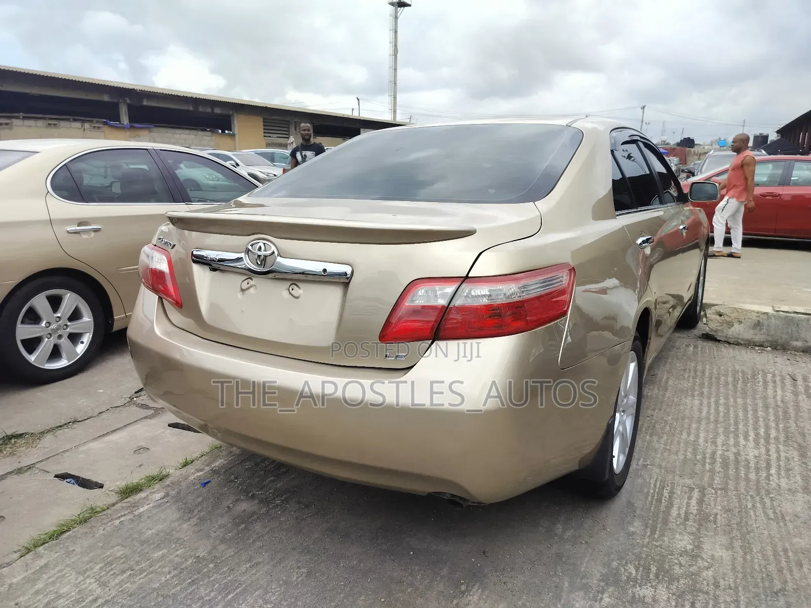 Toyota Camry 2009 Gold
