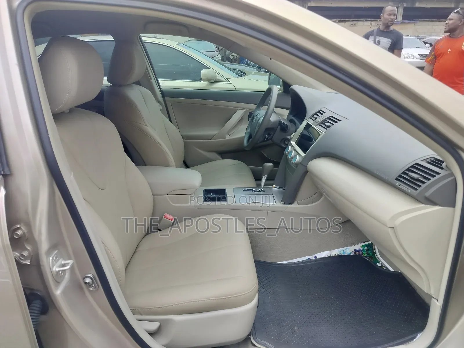 Toyota Camry 2009 Gold
