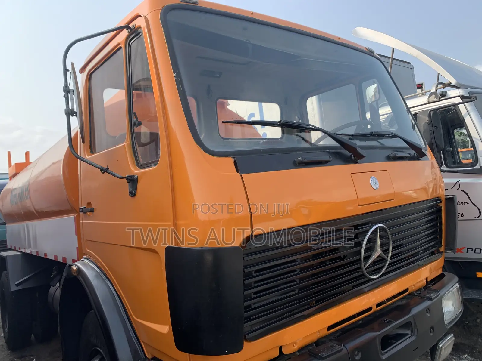 Mercedes-Benz 1617 Water Tanker