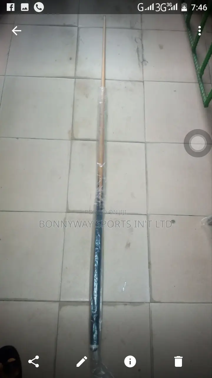 Get Ur Snooker Playing Tachable Nd Straight Sticks