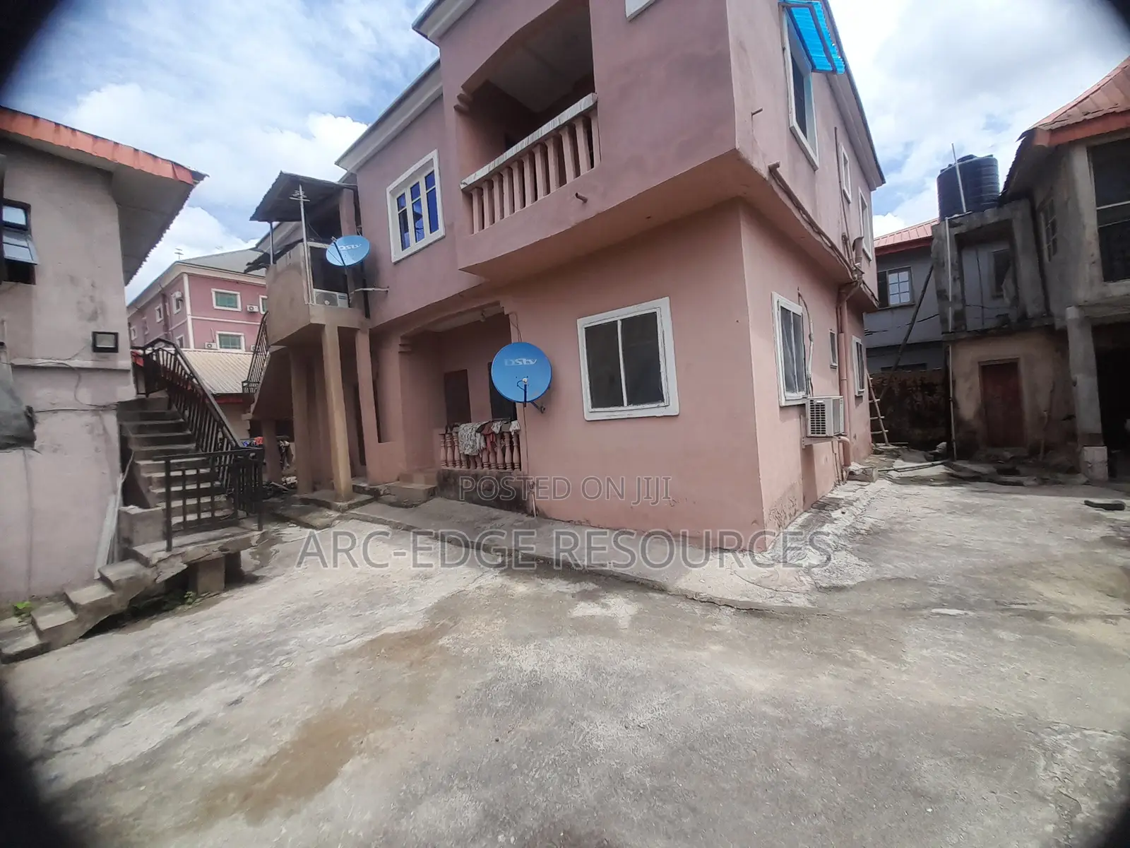 3bdrm Block of Flats in Ago Palace for sale