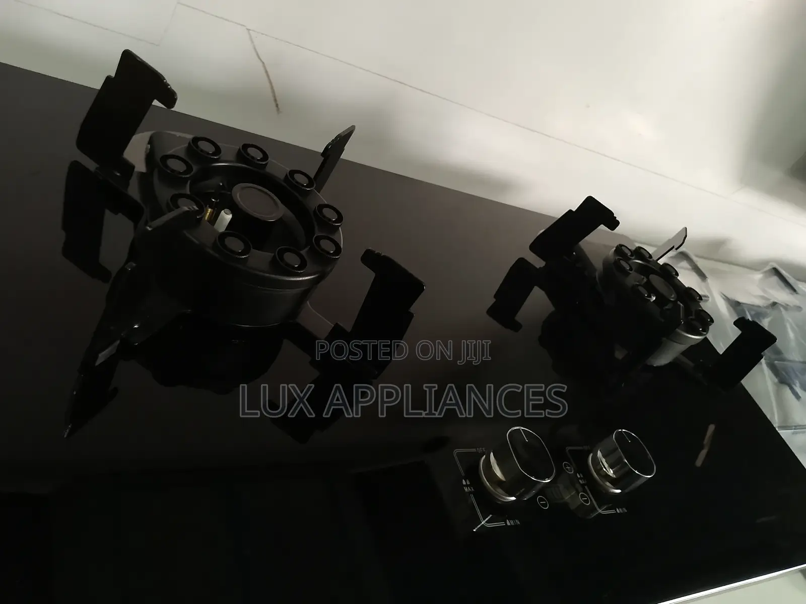 Brand New 2 Burner Gas Inbuilt Cooker