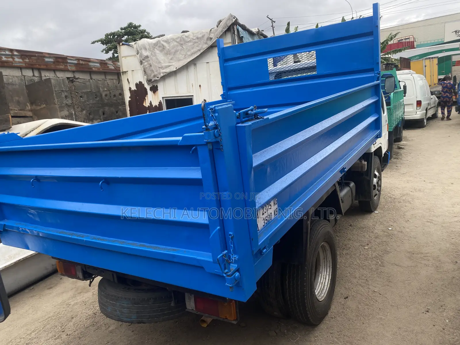 Dump Toyota Truck