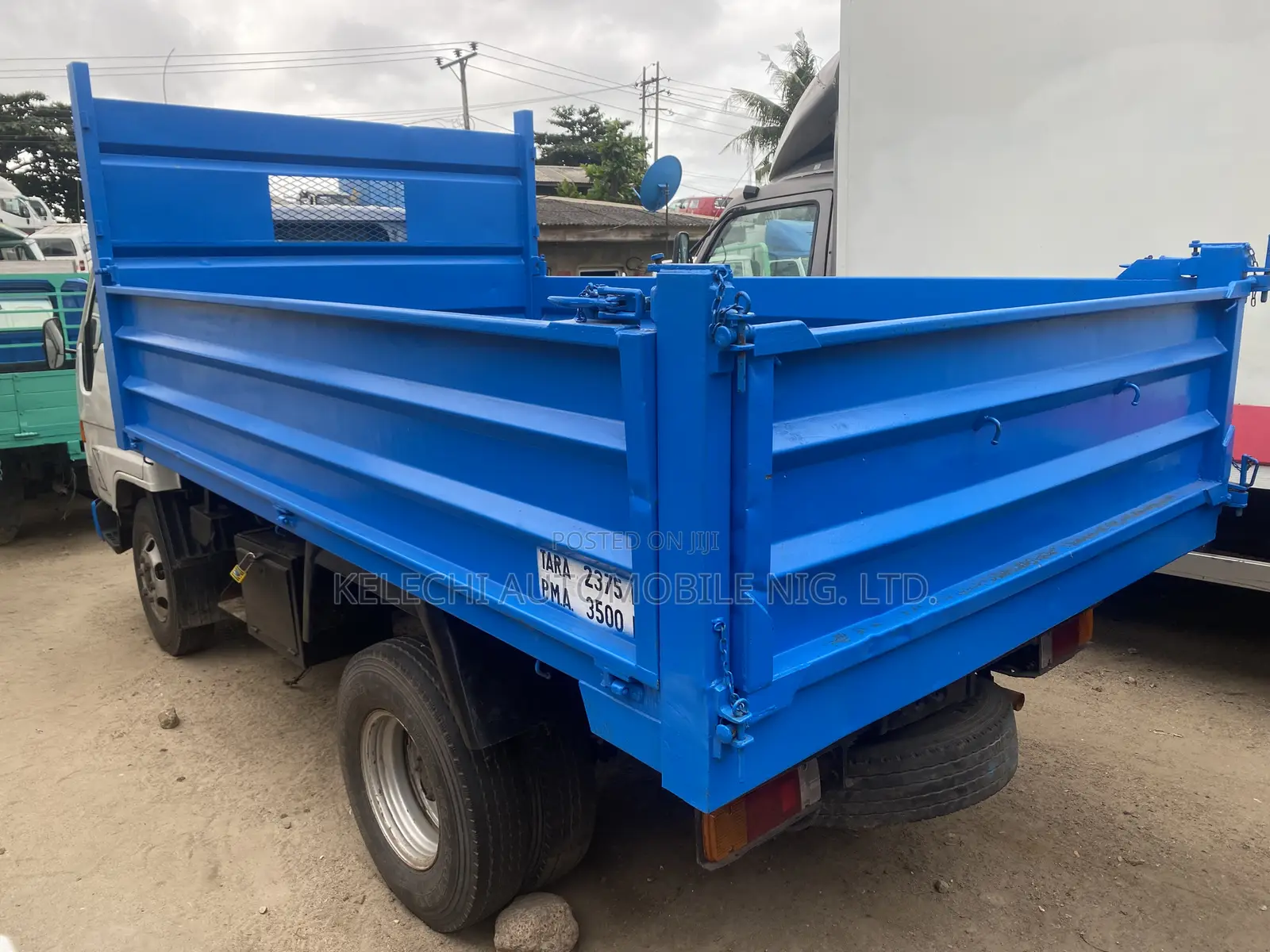 Dump Toyota Truck