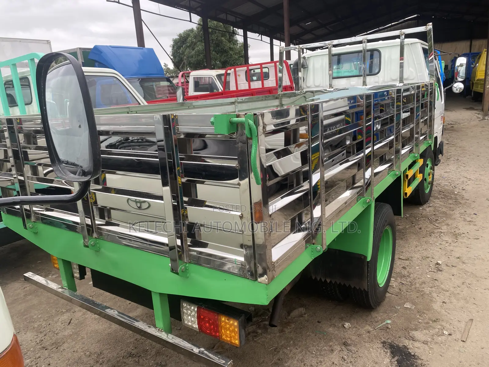 Toyota Dyna 200