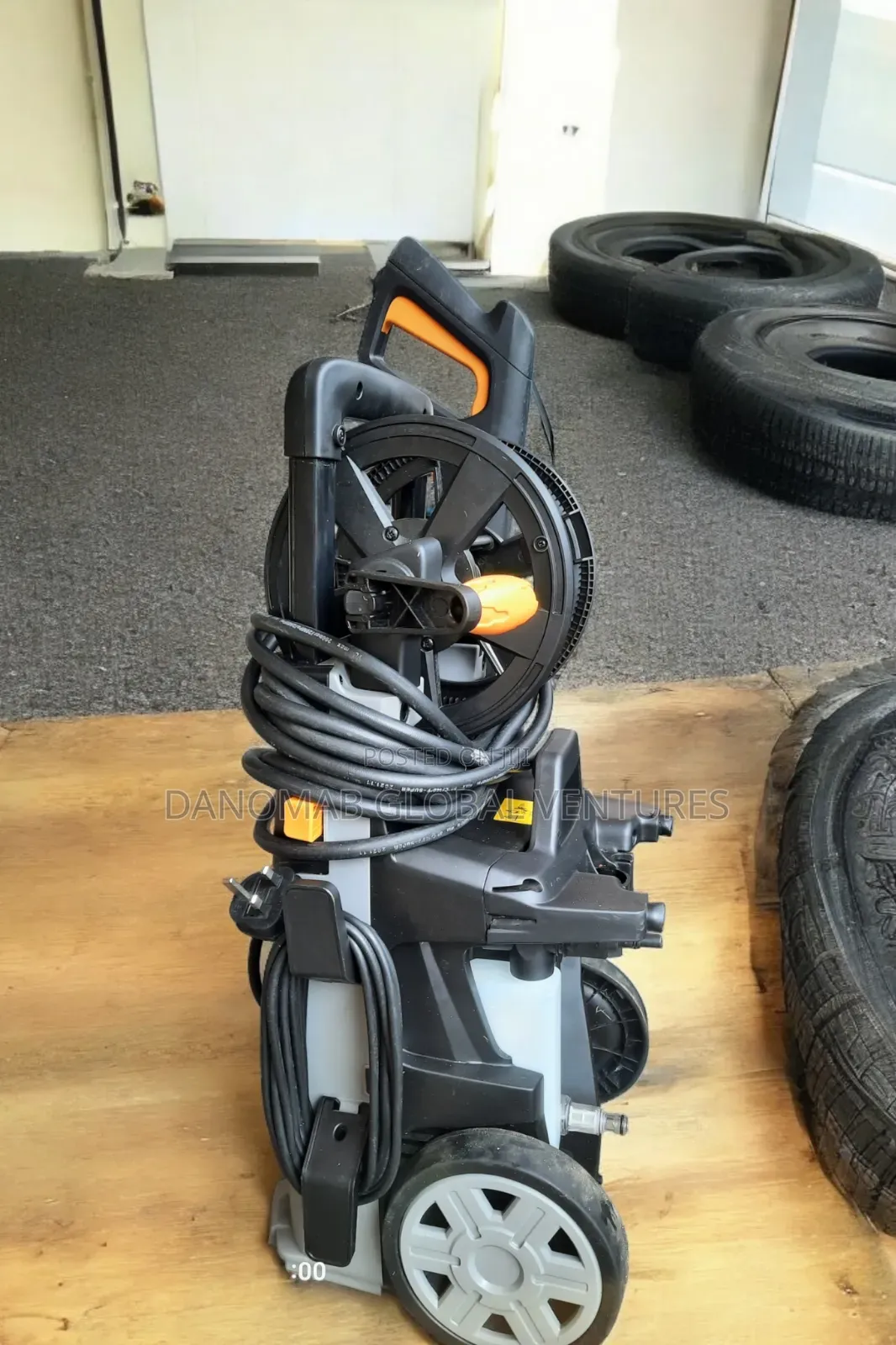 Titan Ttb2200 PRW High Pressure Washer With Soap Container