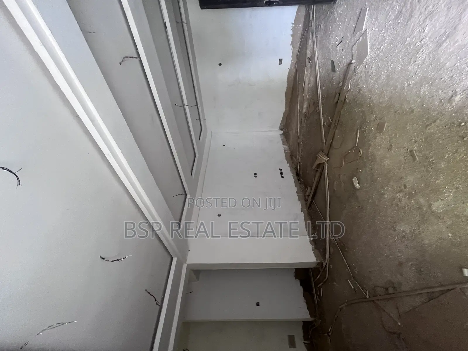 3bdrm Block of Flats in Life Camp for sale