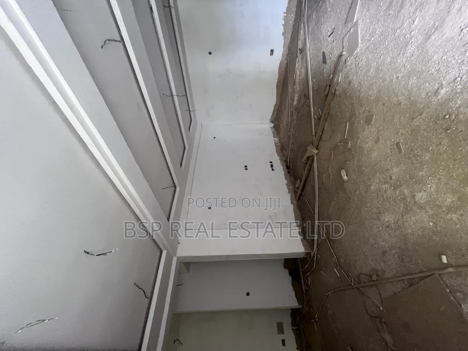 3bdrm Block of Flats in Life Camp for sale