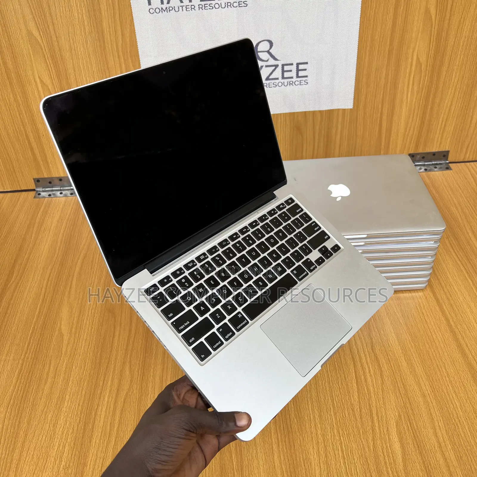 Laptop Apple MacBook Pro 2015 16GB Intel Core I5 SSD 256GB