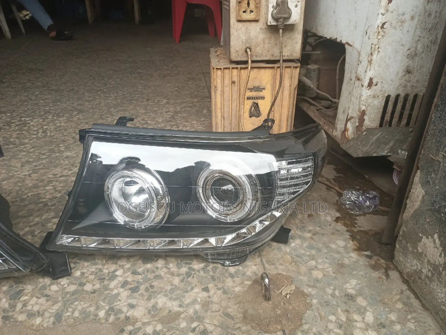 Headlamp Land Cruiser 2008/2010 LED Original Taiwan