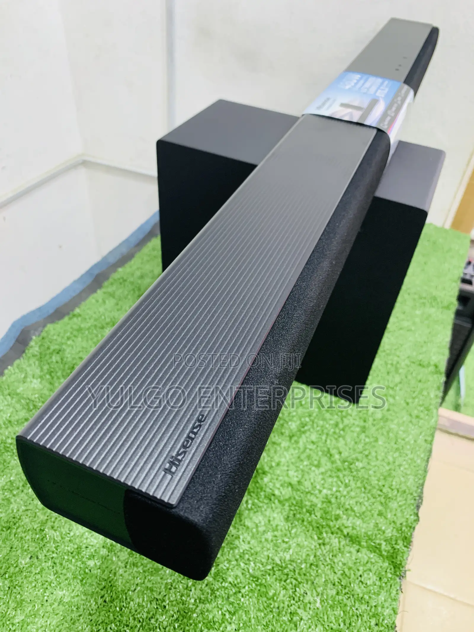 Hisense Wireless Sound Bar and Subwoofer