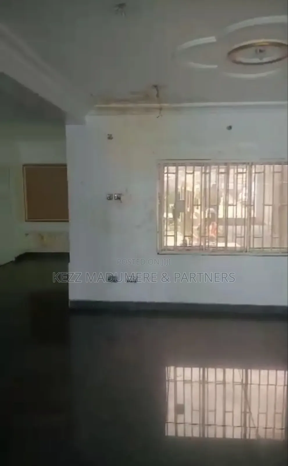 To Let : Spacious Shop at Rumuola Road