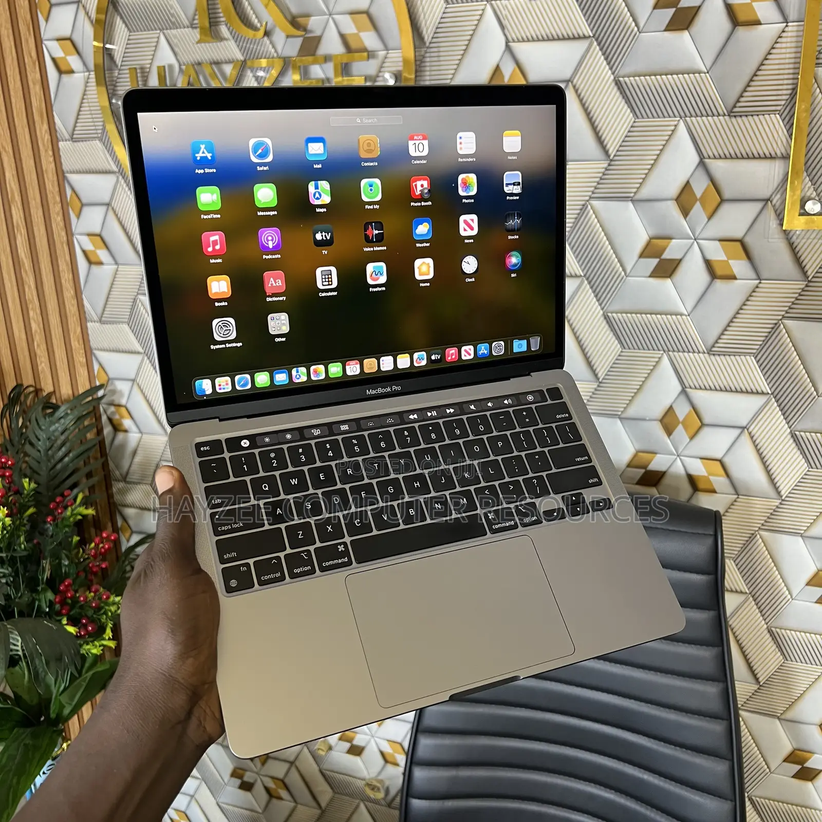Laptop Apple MacBook Pro 2020 M1 8GB Apple M1 SSD 512GB