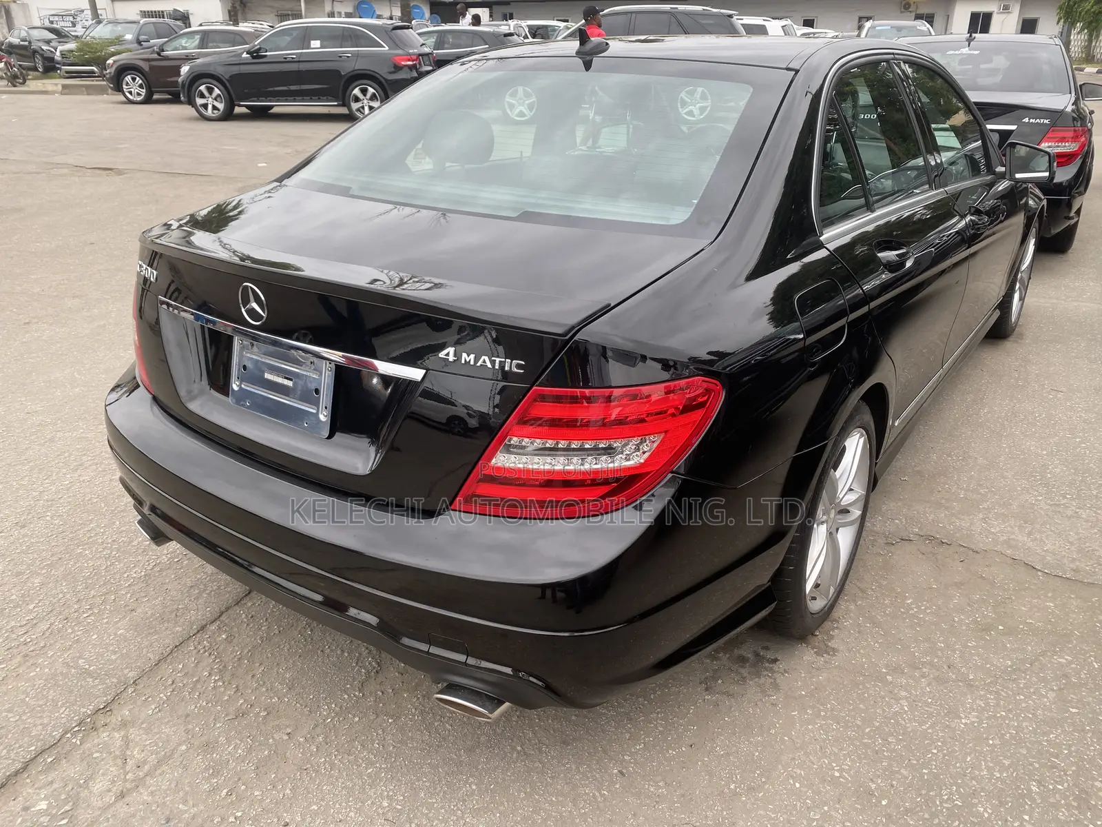 Mercedes-Benz C300 Sport 4Matic Sedan AWD (3.5L 6cyl 7A) 2013 Black