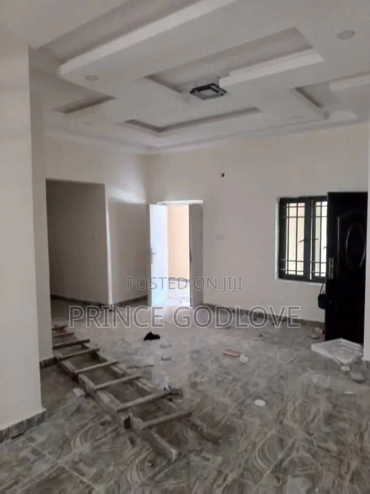 2bdrm Block of Flats in Rockville Estate for rent