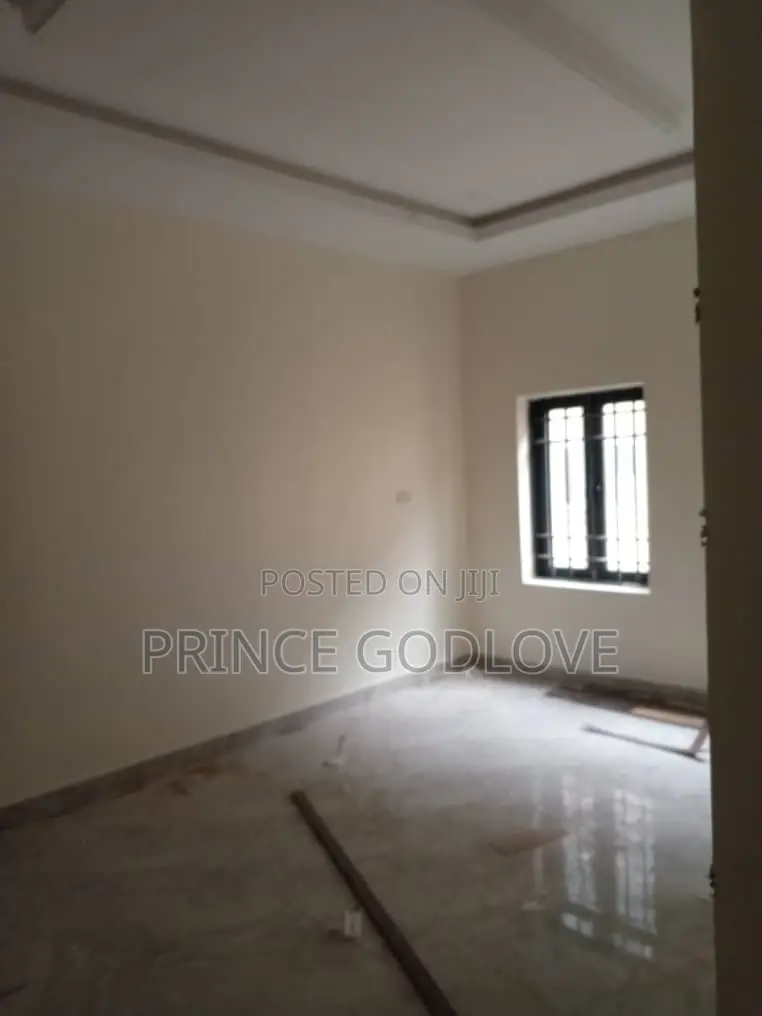 2bdrm Block of Flats in Rockville Estate for rent