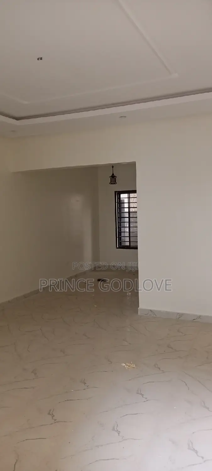 2bdrm Block of Flats in Dawaki By Steve for rent