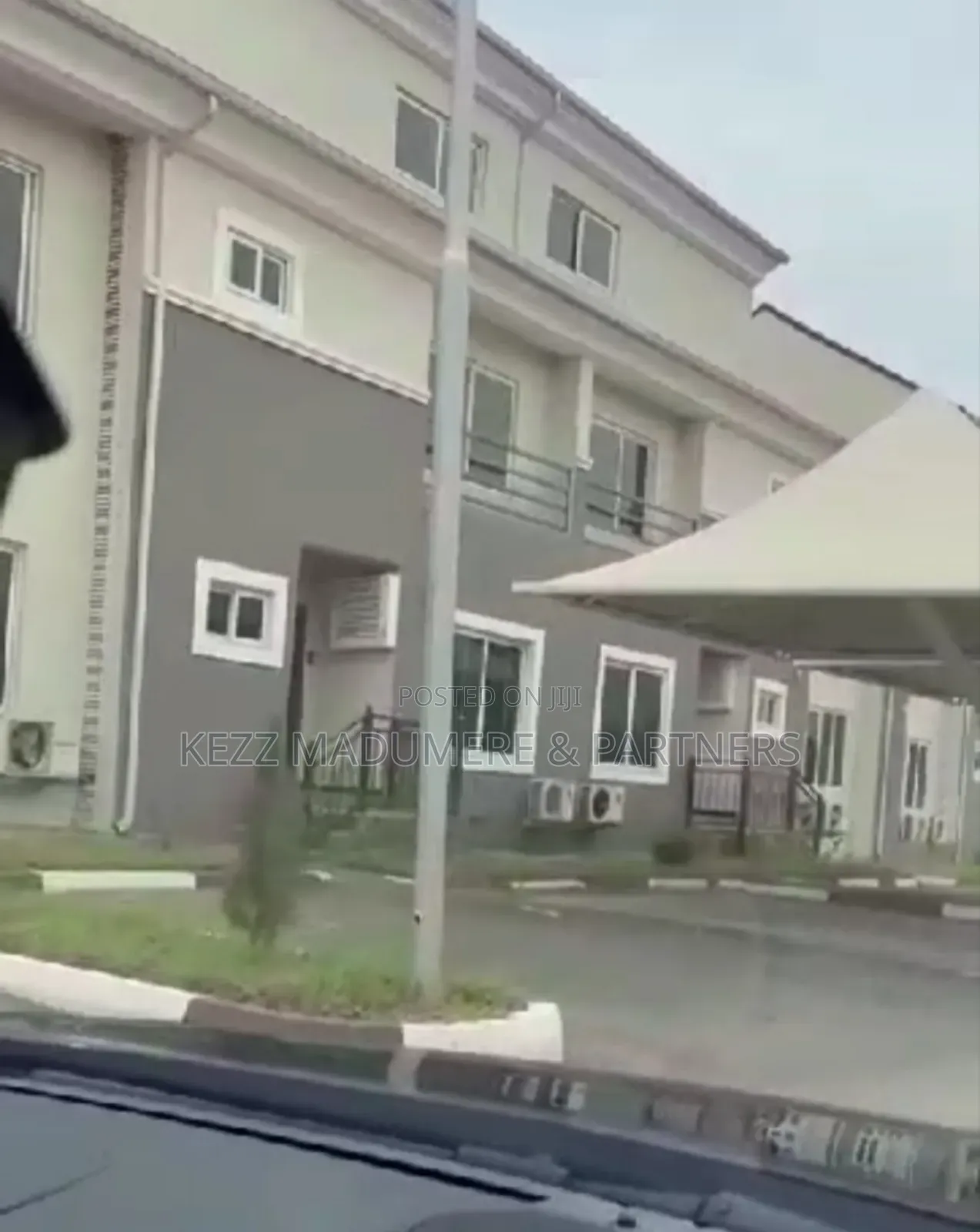 20bdrm Maisonette in Gwarinpa , Life Camp for sale