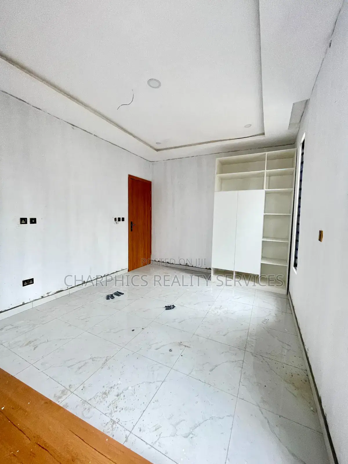2bdrm Apartment in Ikate for sale