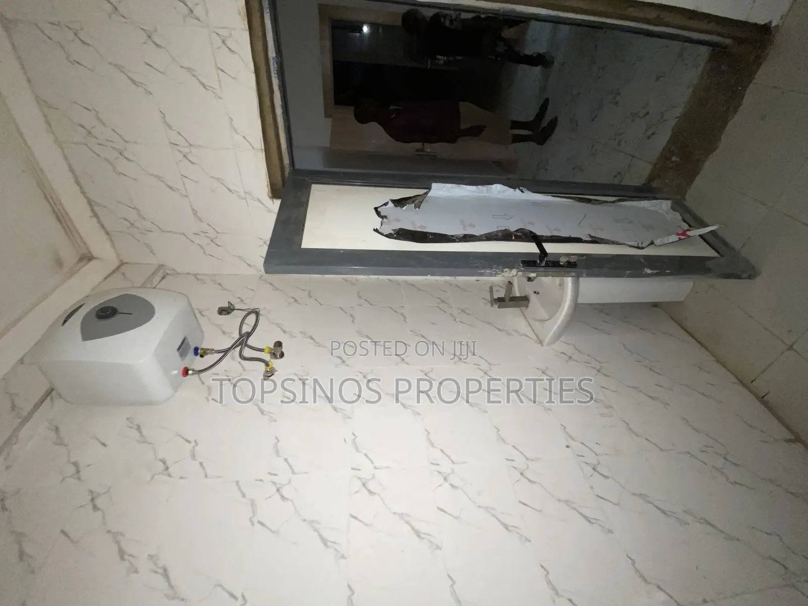 1bdrm Block of Flats in Dawaki for rent