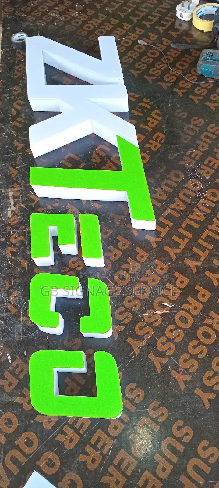 Custom Signage, Neon Sign for Interior and Exterior