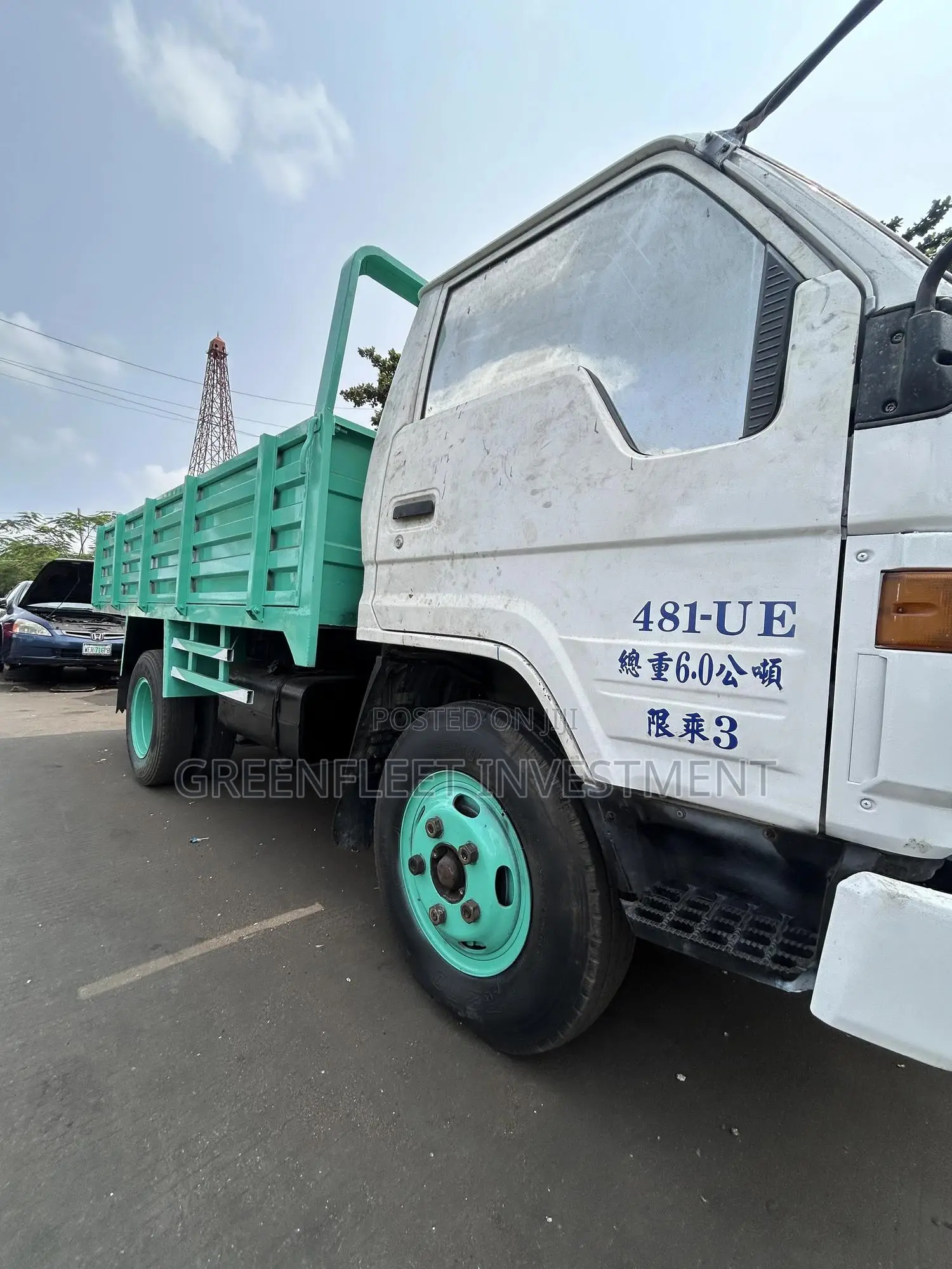 Old Model Toyota Dyna 2009 White