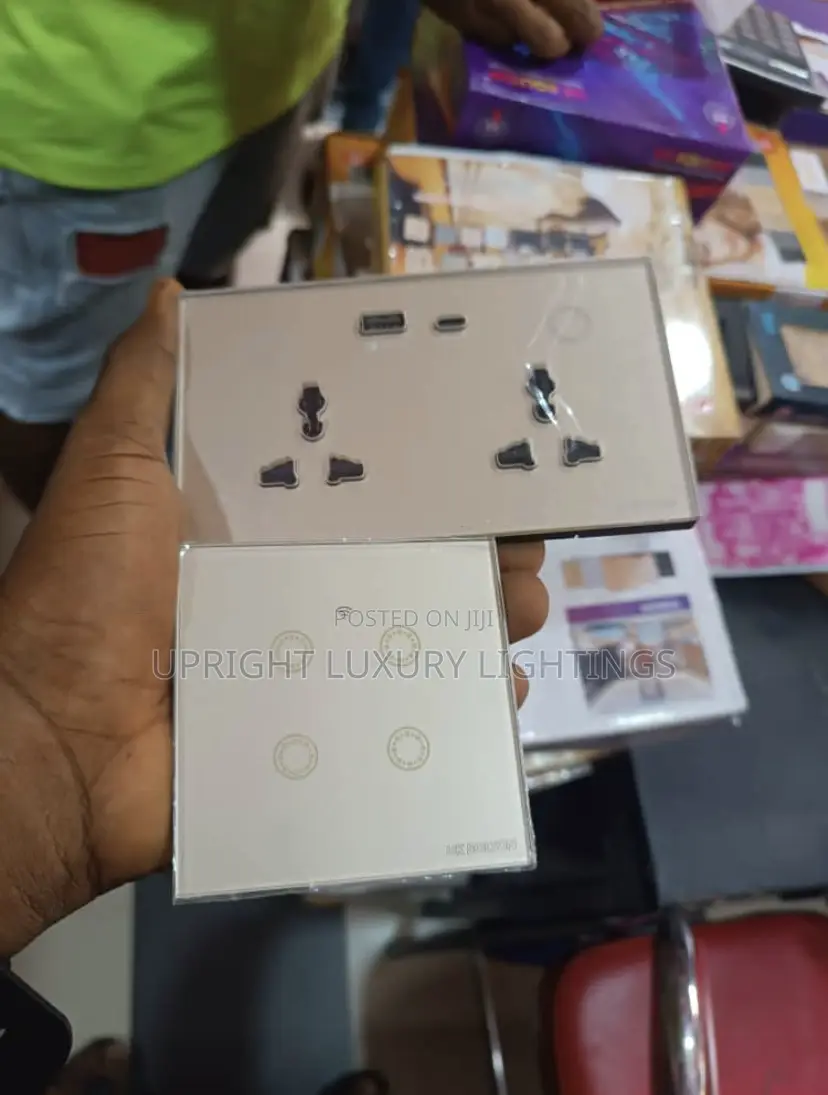 4gang and 13amps Double Smart Wifi Switches