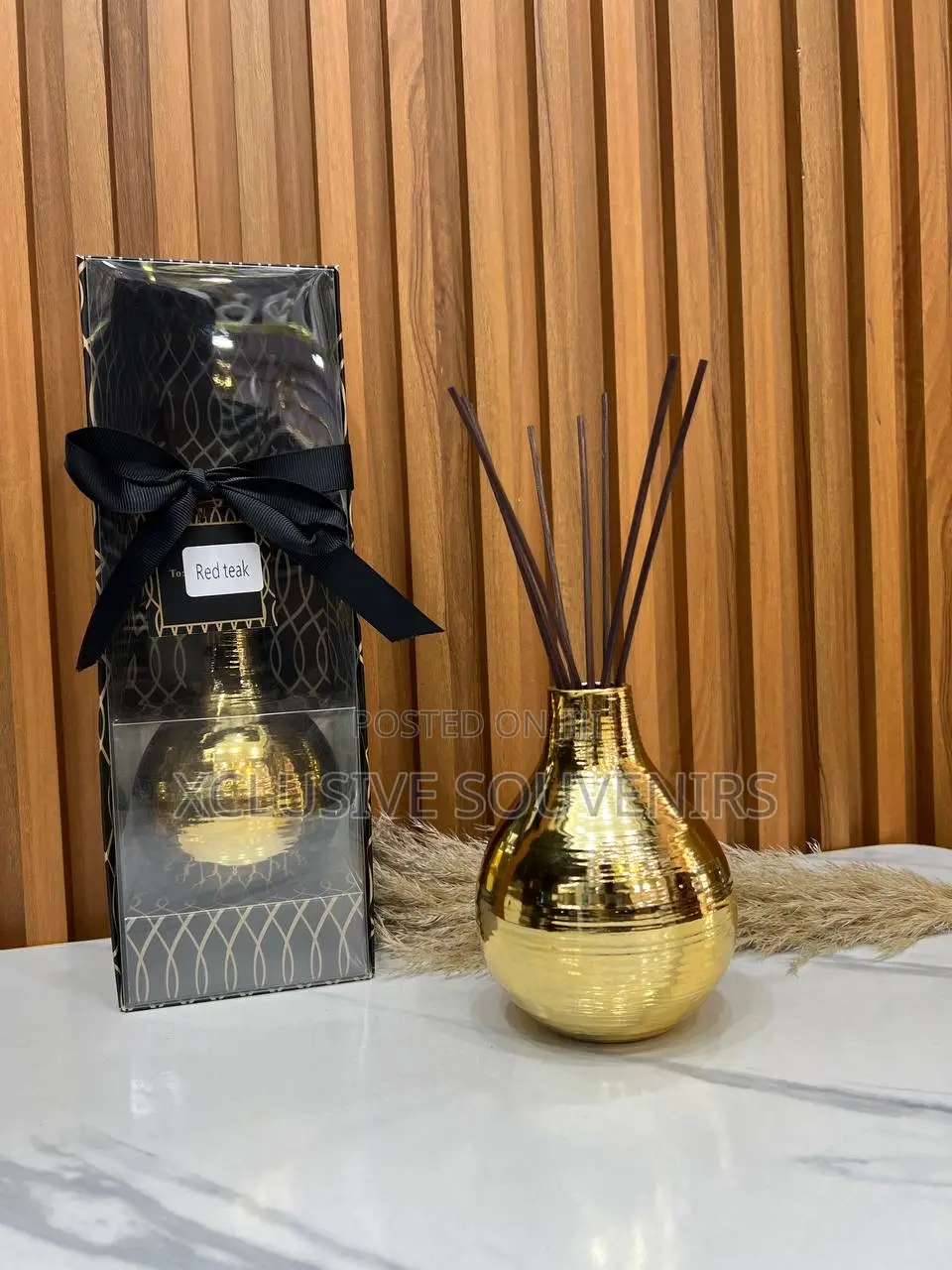 Gold Vase Reed Diffuser Decor With 3 Refill Bottle