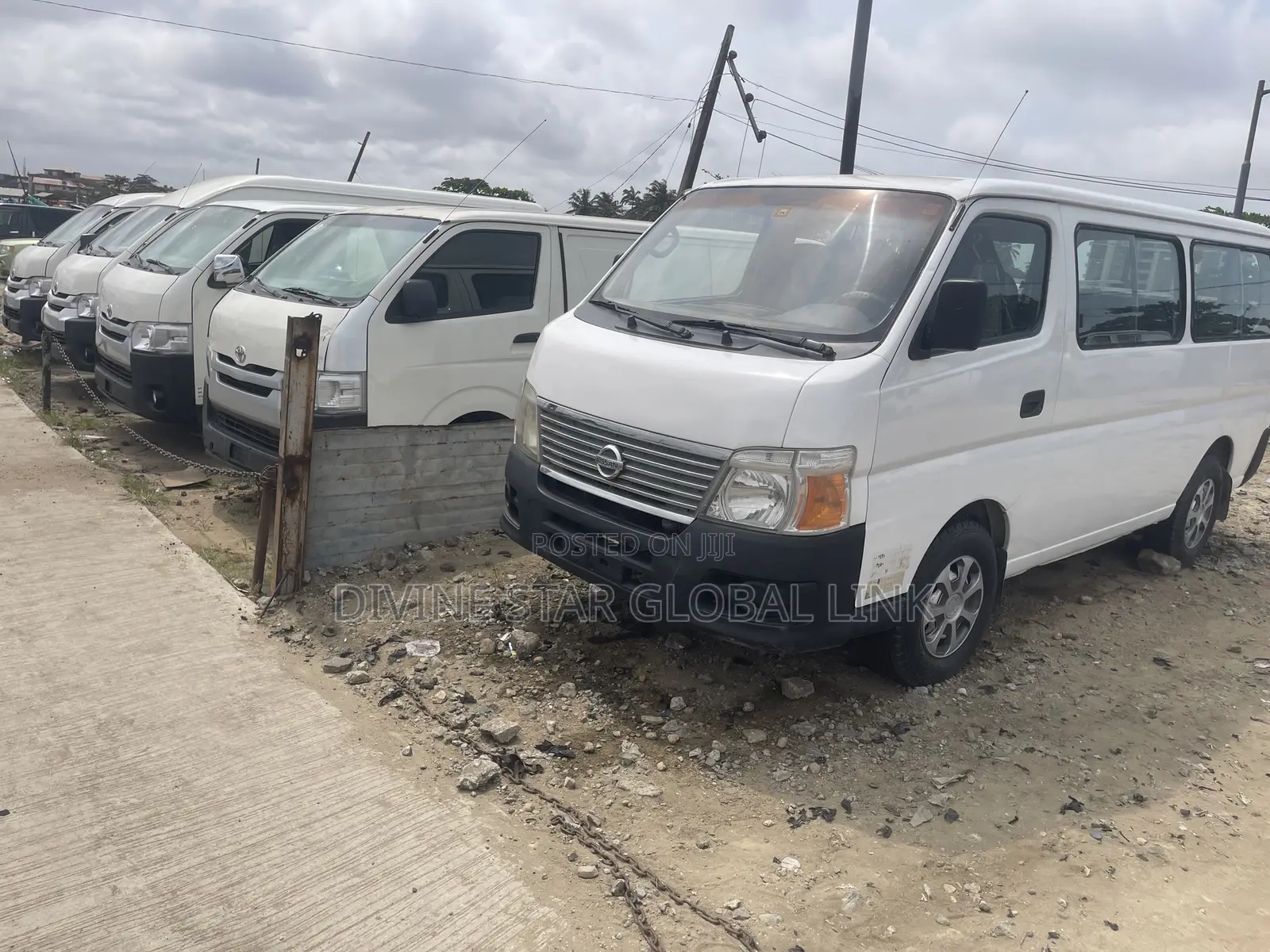 Nissan Caravan (Urvan) 2009 White