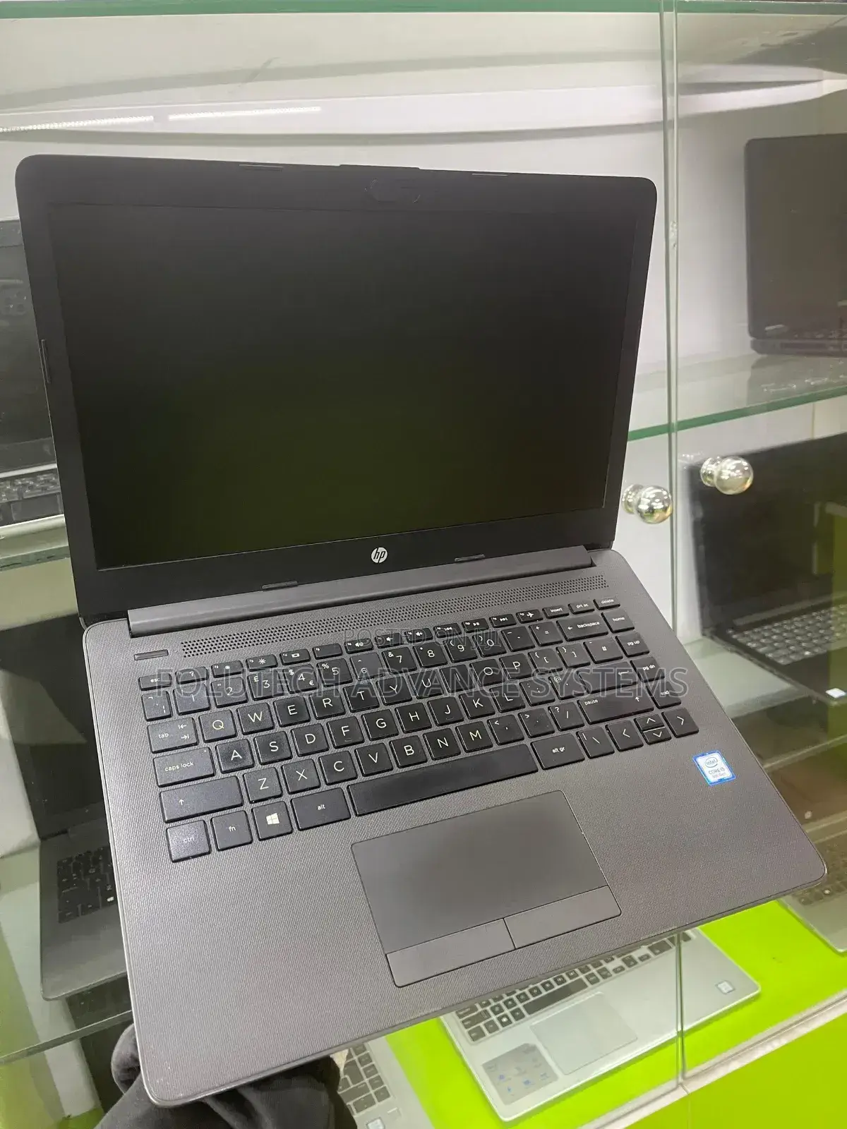 Laptop HP 240 G7 8GB Intel Core i5 SSD 256GB