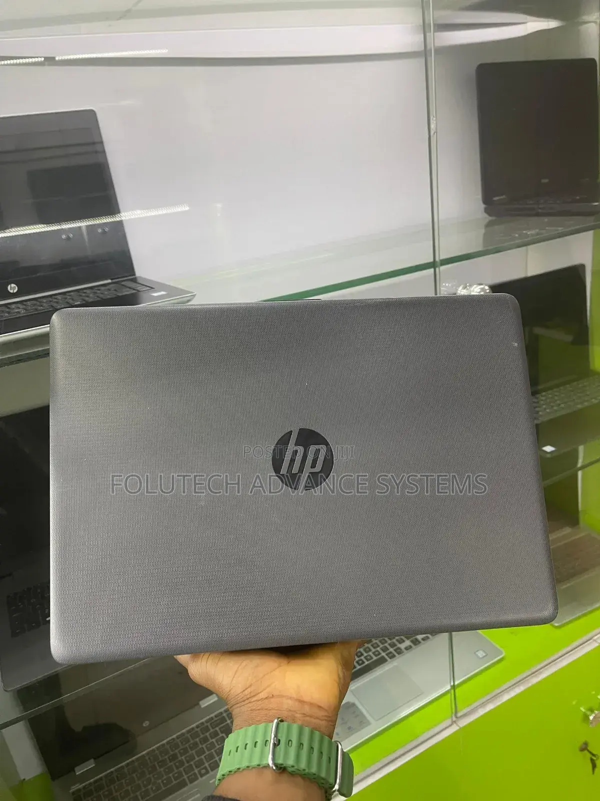 Laptop HP 240 G7 8GB Intel Core i5 SSD 256GB