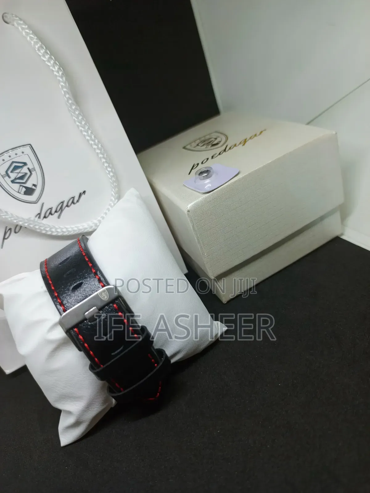 Poedagar Men's Chronograph Black Leather Watch in a Pack