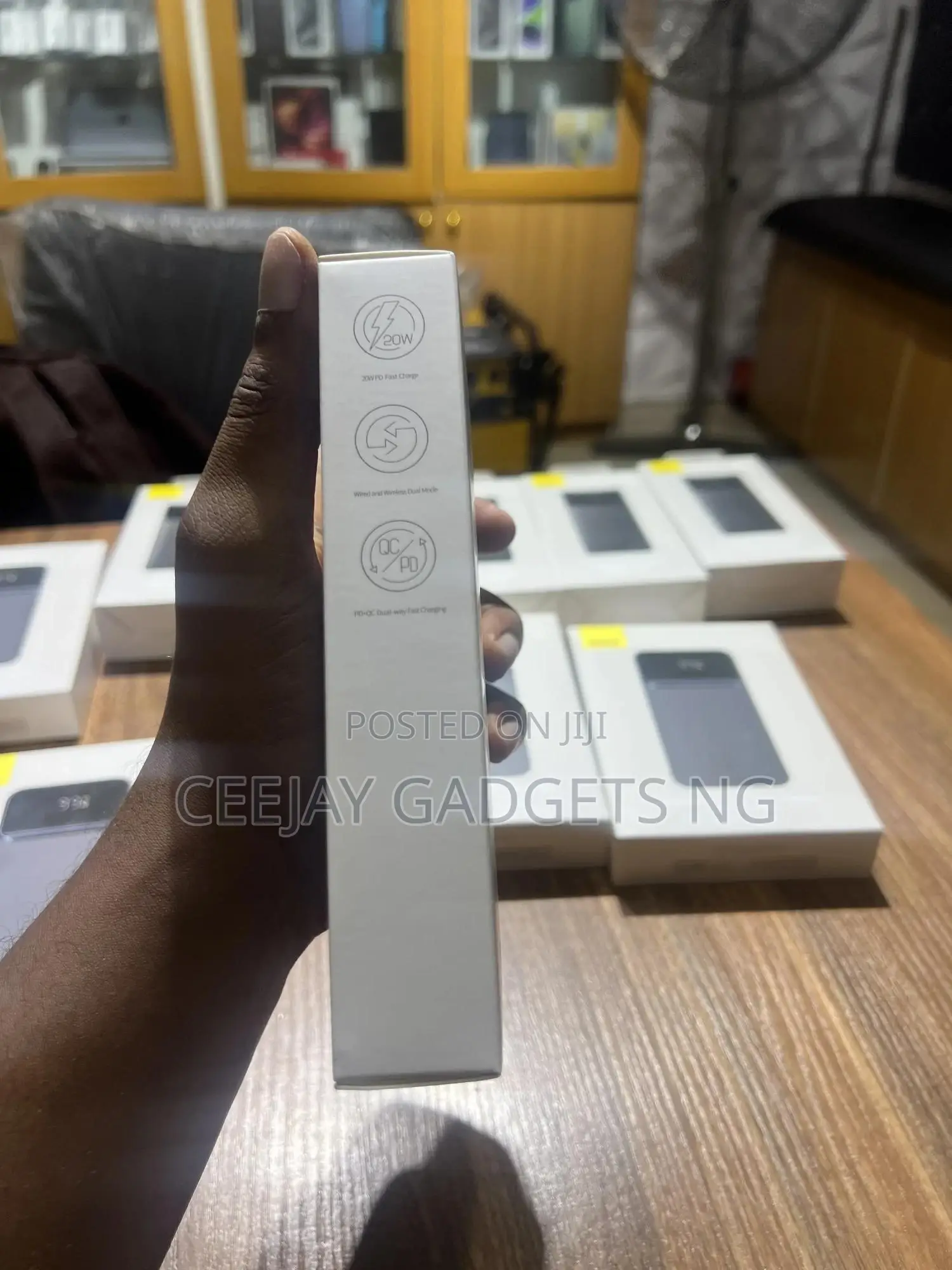 Baseus Power Bank - 20w Magnetic Wireless Fast Charging