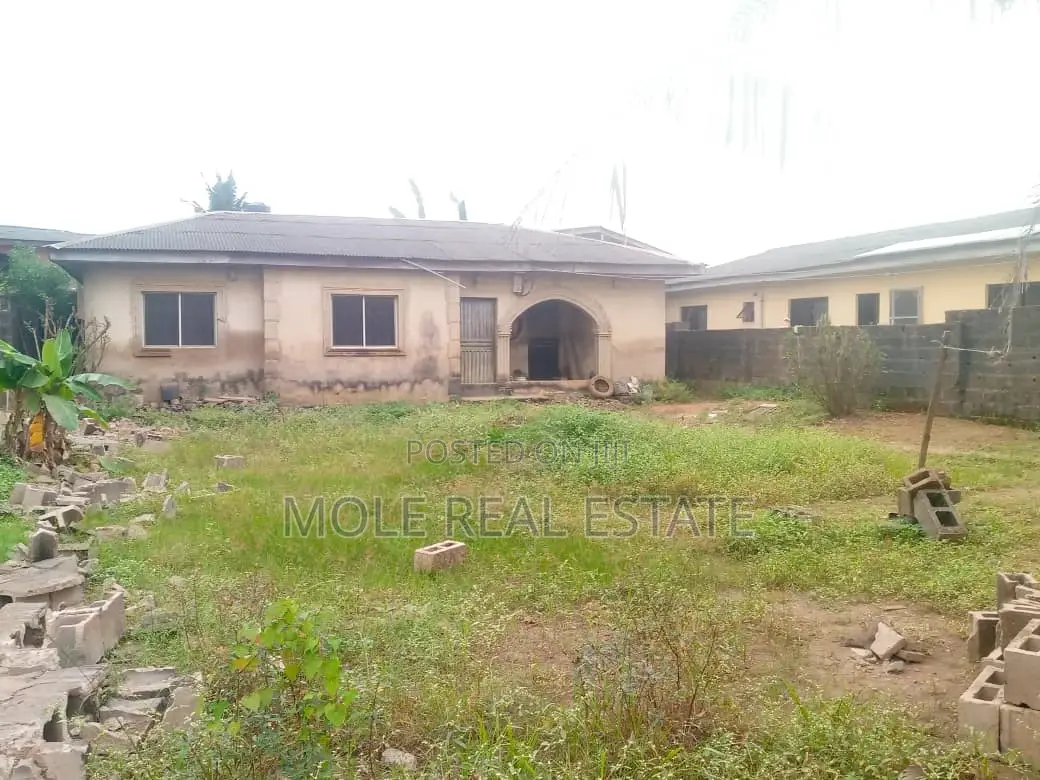 81/2 Plots of Land at Akenson Facing Lasu Exp