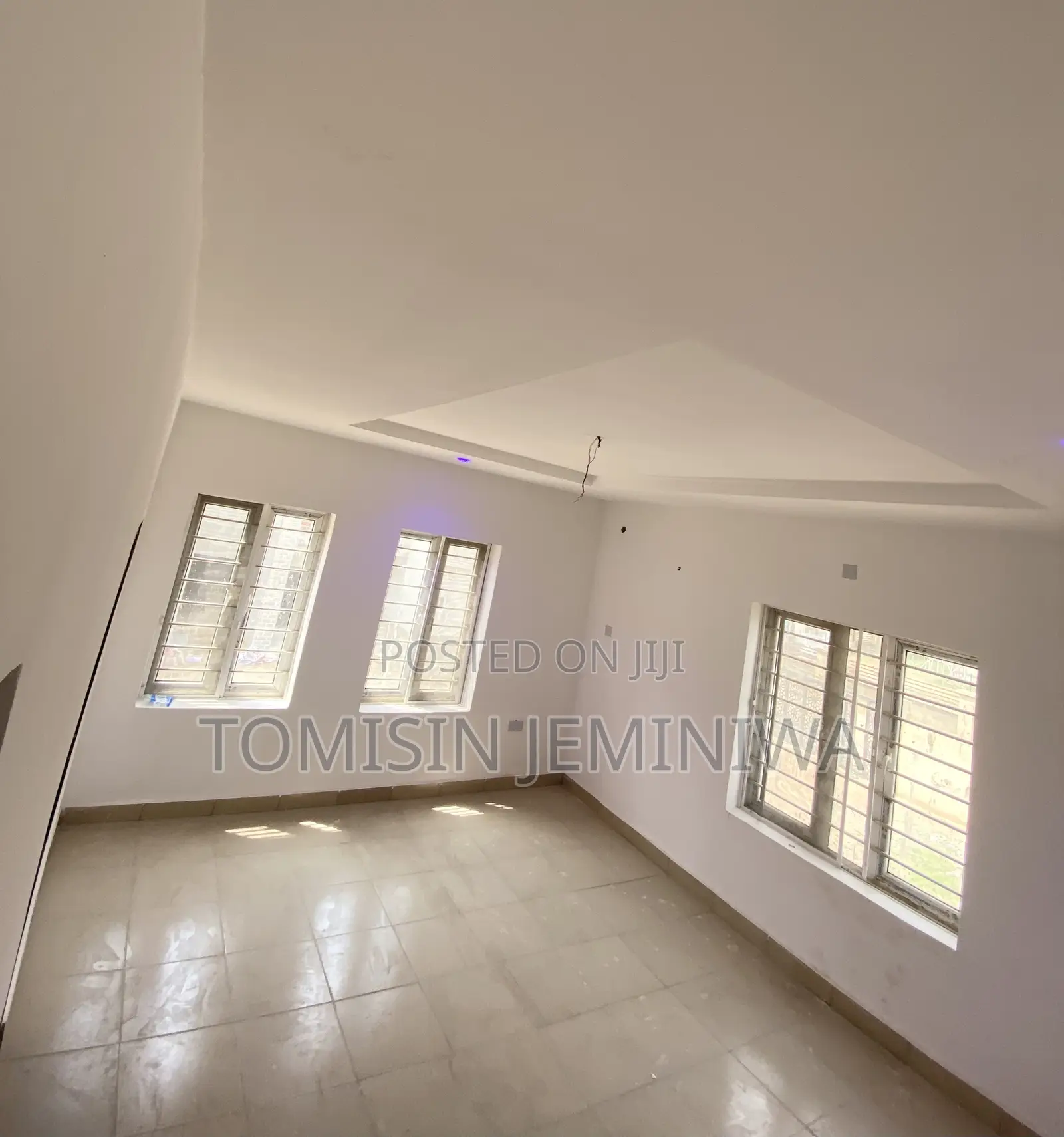 Furnished 3bdrm Block of Flats in Pacific Estate, Kubwa for sale