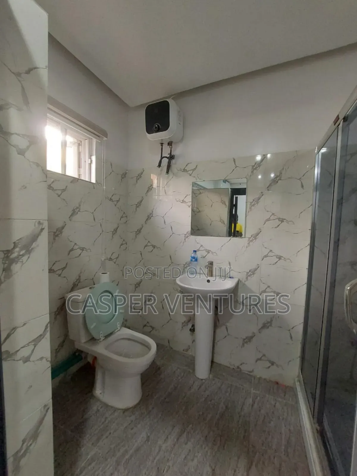 Furnished Studio Apartment in Paradise 3, Chevron for rent