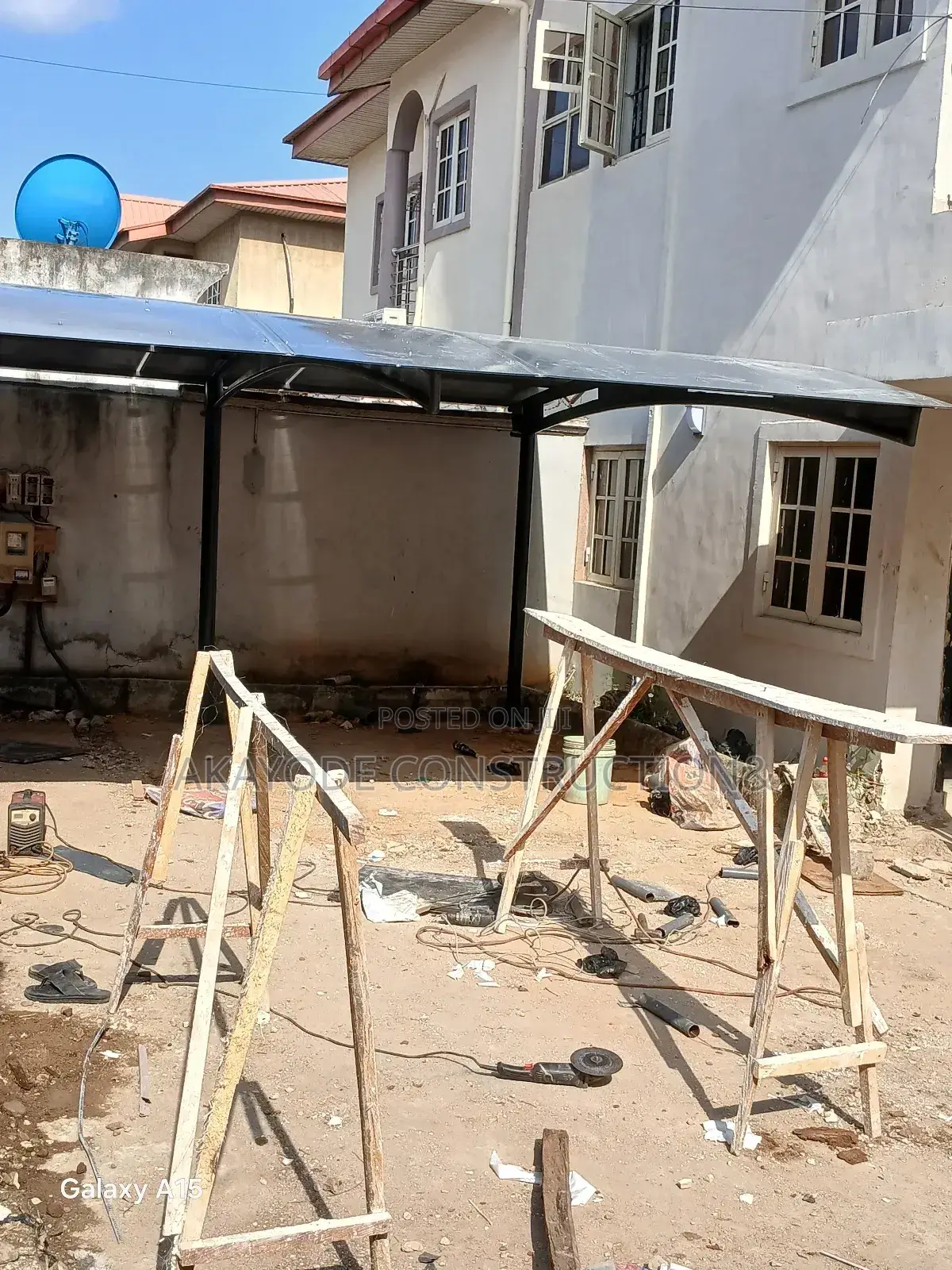 Danpalon Carport for Car and Bar