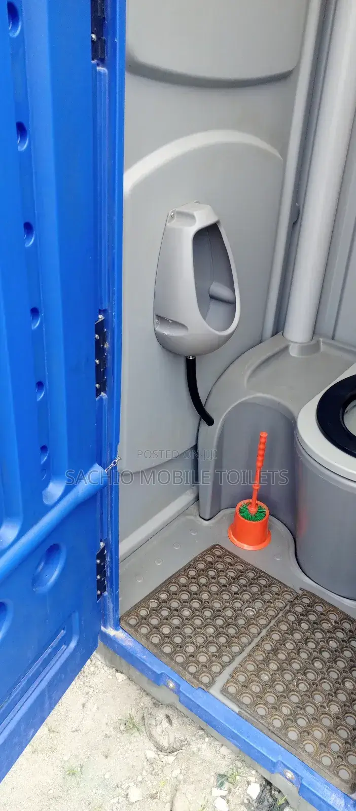 Top-Quality Mobile Restrooms for Lagos Construction Crews